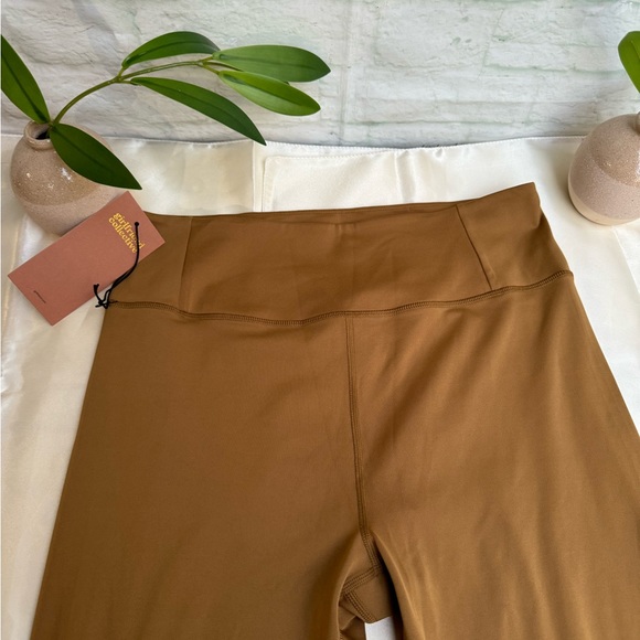 Girlfriend Collective Compressive
High-Rise Legging saddle size XXL New w Tags - Picture 4 of 11